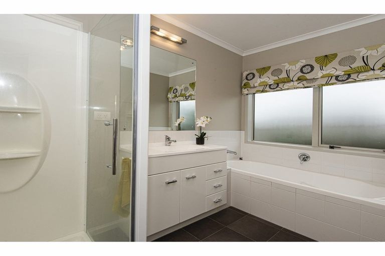 Photo of property in 35 Briden Drive, Tikipunga, Whangarei, 0112