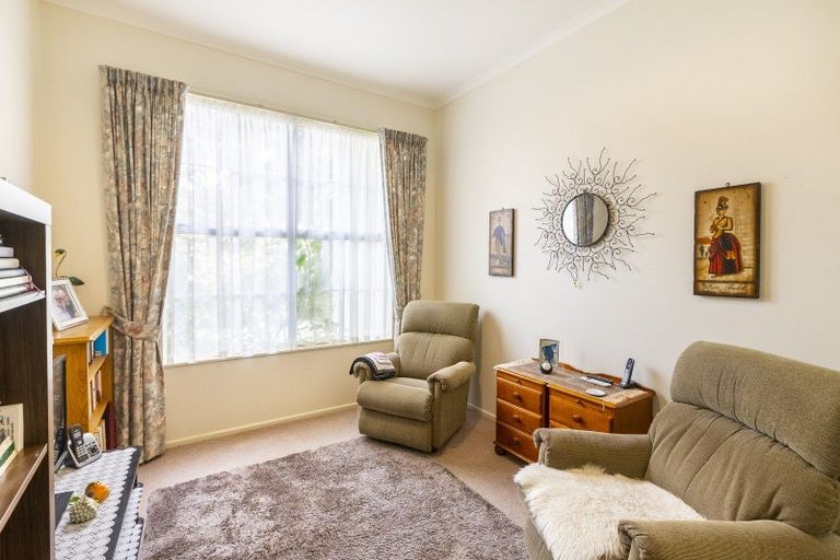 Photo of property in 41a Winara Avenue, Waikanae, 5036