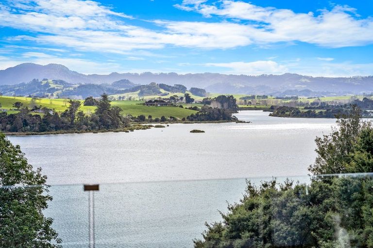 Photo of property in 17 Kanuka Road, Sandspit, Warkworth, 0982