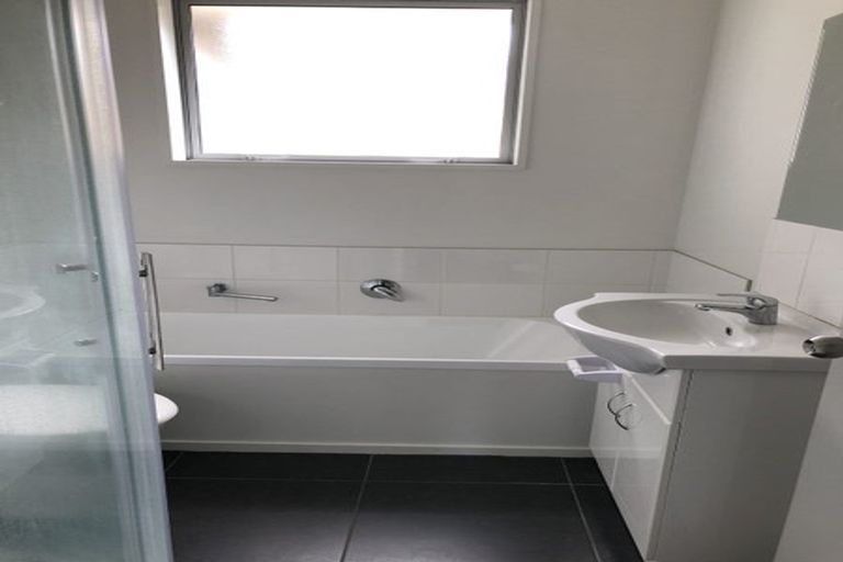 Photo of property in 60 Middleton Road, Upper Riccarton, Christchurch, 8041