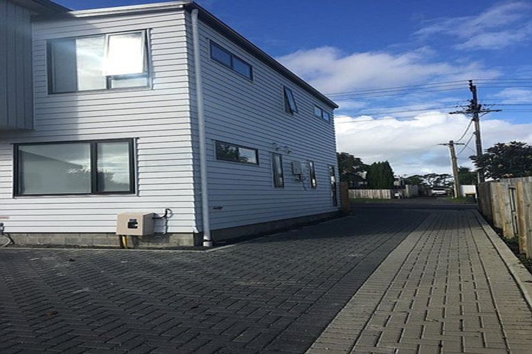 Photo of property in 69b Astley Avenue, New Lynn, Auckland, 0600