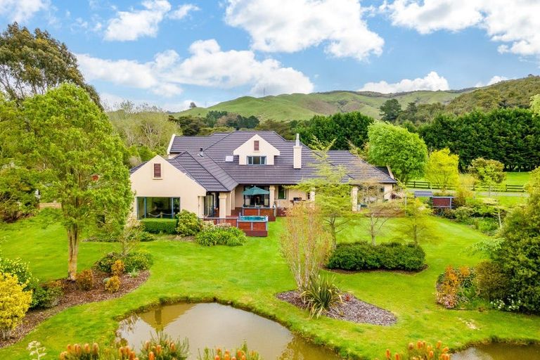 Photo of property in 43 Tvl Road, Blue Mountains, Upper Hutt, 5371