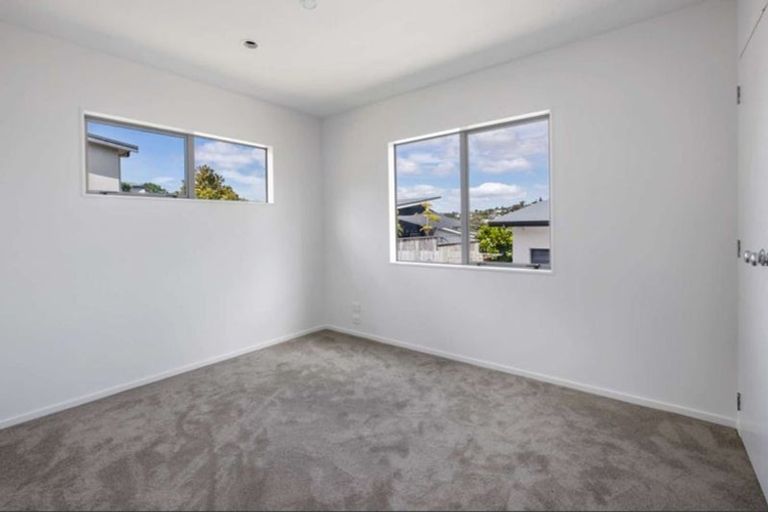 Photo of property in 23 Carento Way, Stanmore Bay, Whangaparaoa, 0932