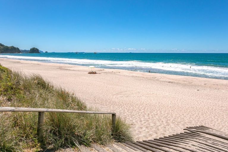 Photo of property in 18 Ross Place, Whiritoa, Whangamata, 3691