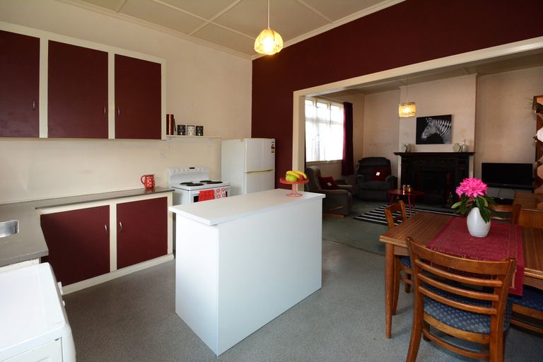 Photo of property in 49 Richmond Street, Forbury, Dunedin, 9012