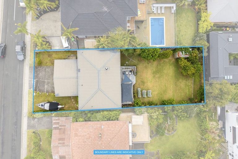 Photo of property in 6 Red Bluff Rise, Campbells Bay, Auckland, 0630