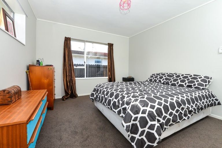 Photo of property in 8 Glasgow Street, St Andrews, Hamilton, 3200