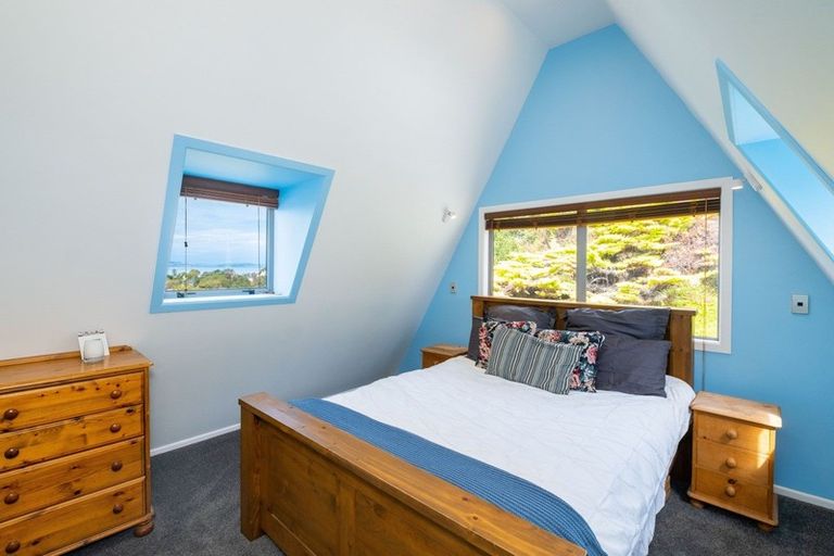 Photo of property in 6 Fitzroy Road, Bluff Hill, Napier, 4110
