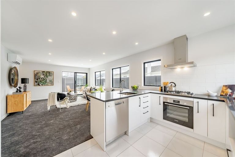 Photo of property in 47f Pine Avenue, Ebdentown, Upper Hutt, 5018