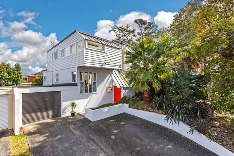 Photo of property in 1/2a Stredwick Drive, Torbay, Auckland, 0630