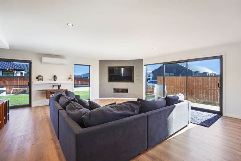 Photo of property in 5 Kelburn Place, Tinwald, Ashburton, 7700