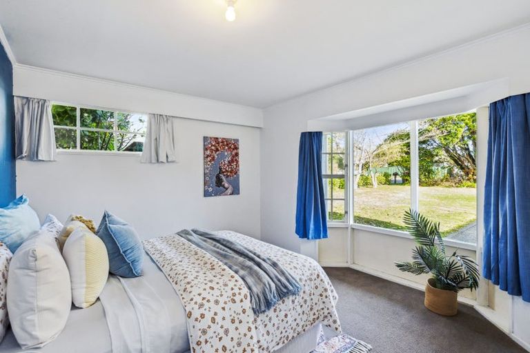 Photo of property in 37 Kapanui Road, Waikanae, 5036