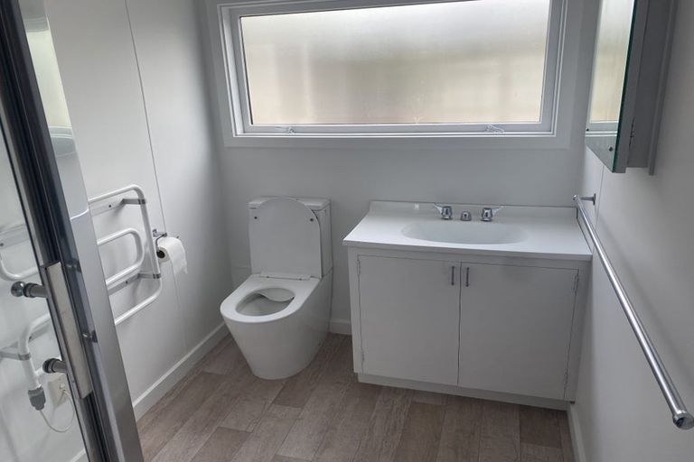 Photo of property in 13 Haslett Place, Upper Riccarton, Christchurch, 8041