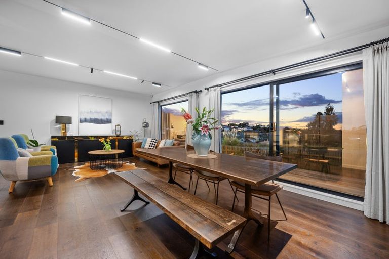 Photo of property in 3 Manawanui Way, Orewa, 0931