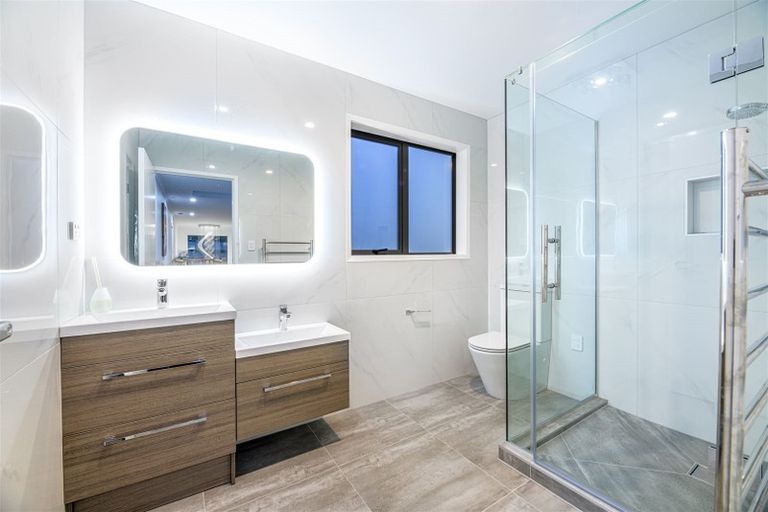 Photo of property in 19 Bight Road, Long Bay, Auckland, 0630