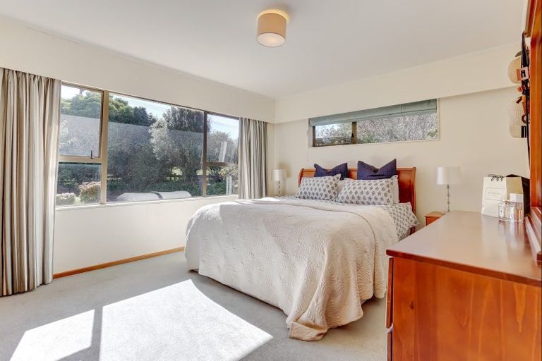 Photo of property in 5 Weraroa Road, Waverley, 4510