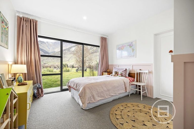 Photo of property in 50 Judge And Jury Drive, Lake Hayes, Queenstown, 9304