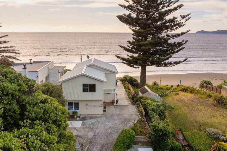Photo of property in 52 Ames Street, Paekakariki, 5034