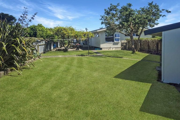 Photo of property in 25 Alamein Crescent, Onekawa, Napier, 4110