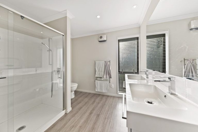 Photo of property in 1 Lloyds Close, Rolleston, 7614