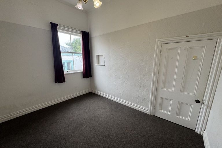 Photo of property in 37 Te Wharepouri Street, Berhampore, Wellington, 6023