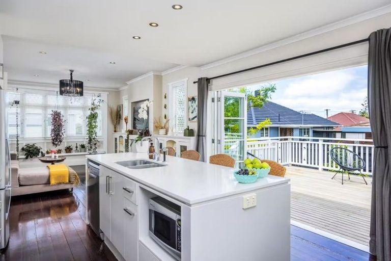 Photo of property in 22a Te Atatu Road, Te Atatu South, Auckland, 0610