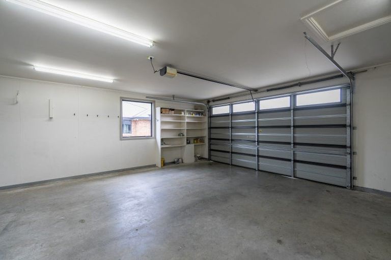 Photo of property in 60 Breaksea Street, Te Anau, 9600