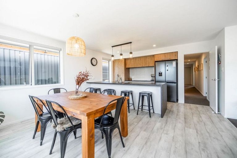 Photo of property in 106 Sentinel Avenue, Omokoroa, 3114