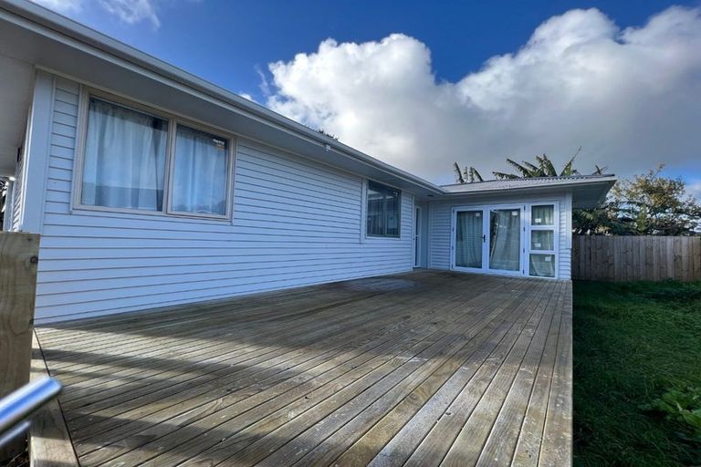 Photo of property in 381a Roscommon Road, Clendon Park, Auckland, 2103