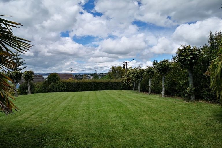 Photo of property in 34 Glenfern Road, Mellons Bay, Auckland, 2014