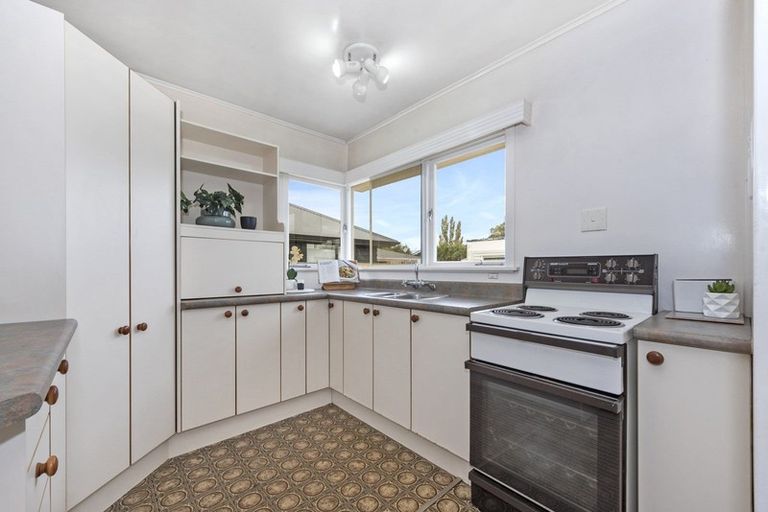 Photo of property in 19 Tudor Crescent, Chedworth, Hamilton, 3210