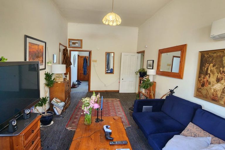 Photo of property in 9 Brougham Street, Mount Victoria, Wellington, 6011