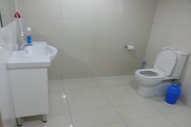 Photo of property in 247 Sunset Road, Sunnynook, Auckland, 0632