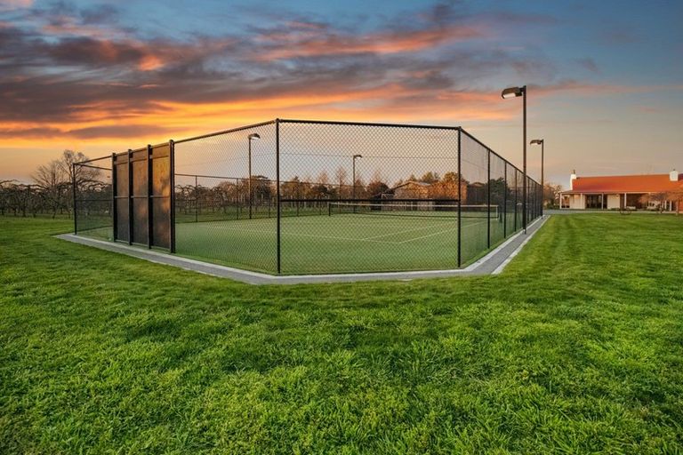 Photo of property in 116 Saint Andrews Road, Havelock North, 4130