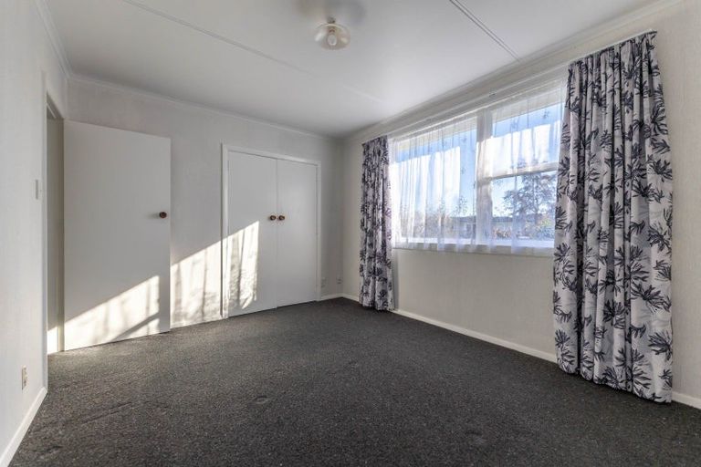 Photo of property in 35 Aspiring Avenue, Milson, Palmerston North, 4414