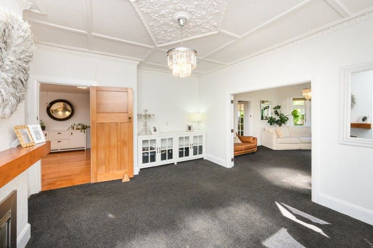 Photo of property in 10 Elmira Avenue, Hokowhitu, Palmerston North, 4410