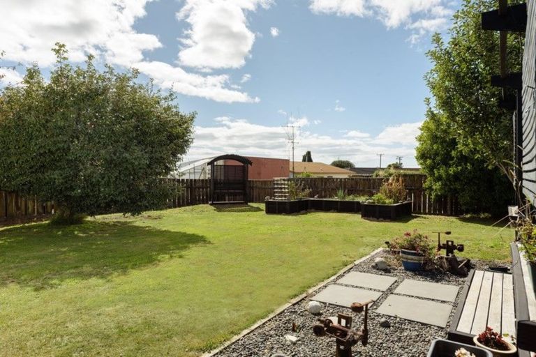 Photo of property in 16 Fenton Terrace, Te Puke, 3119