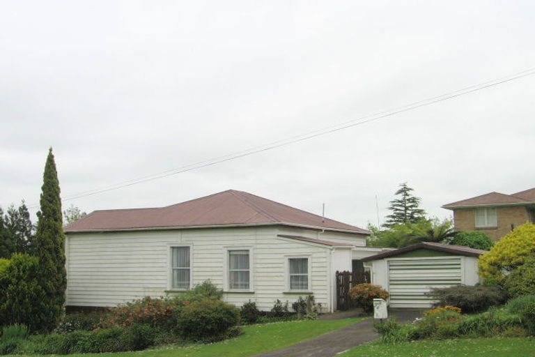 Photo of property in 16 Hill Street, Paeroa, 3600