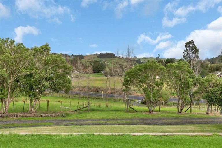 Photo of property in 51 Loop Road, Otaika, Whangarei, 0170