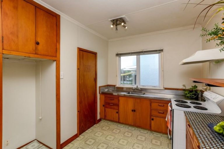 Photo of property in 69 South Road, Blagdon, New Plymouth, 4310