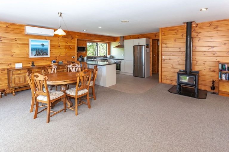 Photo of property in 595 Boat Harbour Road, Whenuakite, Whitianga, 3591