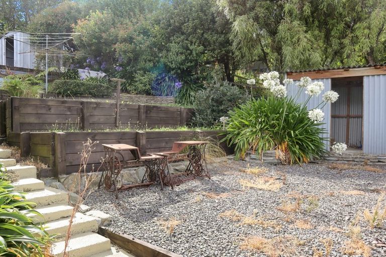 Photo of property in 116 Waikawa Road, Picton, 7220