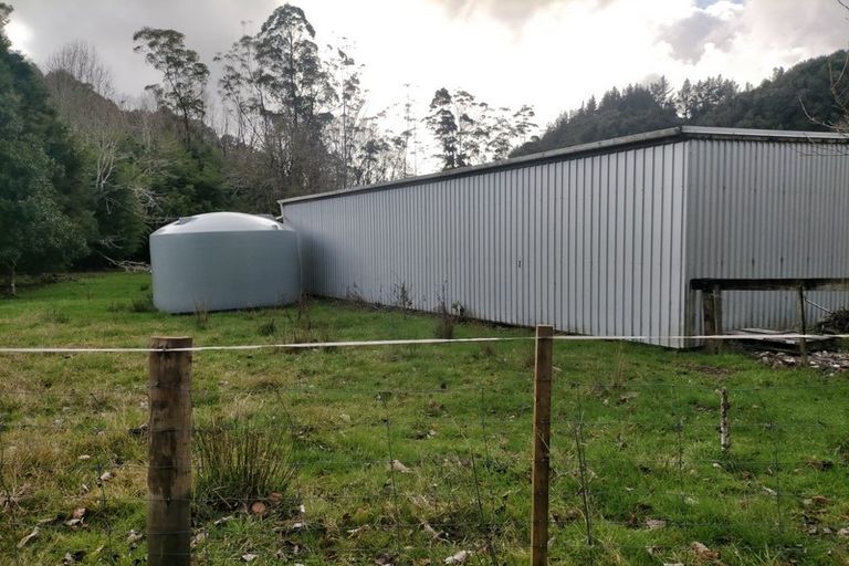 Photo of property in 1201 Okau Road, Ahititi, Urenui, 4378