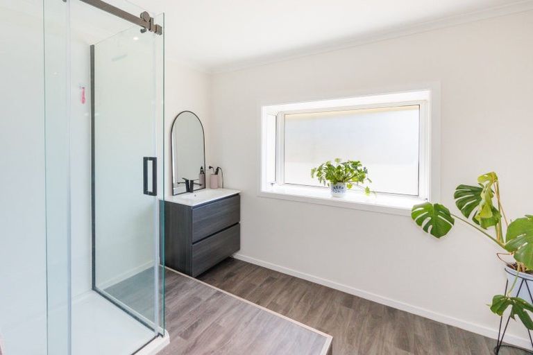 Photo of property in 8 Milne Street, Sanson, 4817