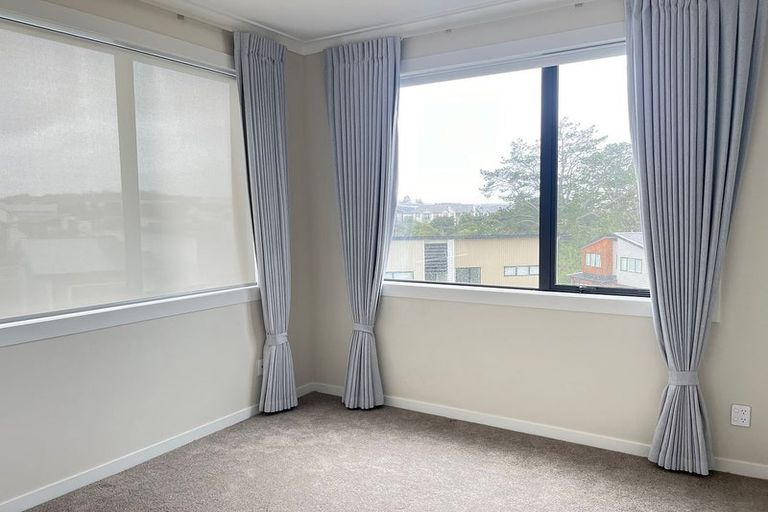 Photo of property in 8 La Bella Road, Hobsonville, Auckland, 0616