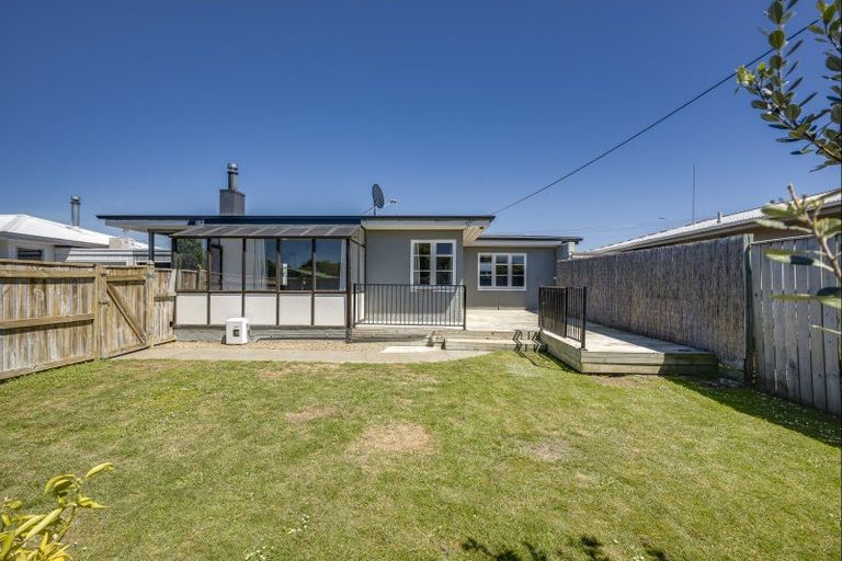 Photo of property in 2/1 Murphy Road, Taradale, Napier, 4112