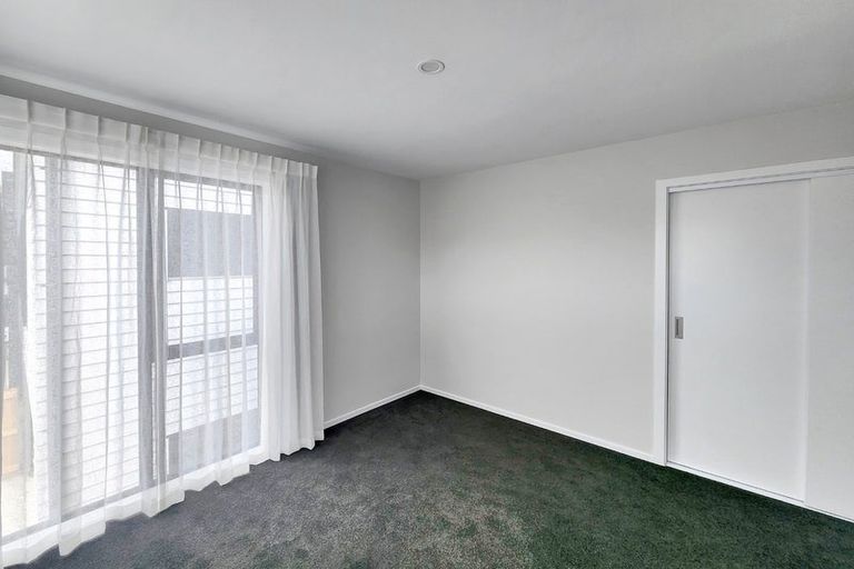 Photo of property in 5 Bathurst Street, Silverstream, Upper Hutt, 5019