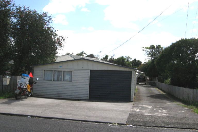 Photo of property in 6/39b Harrington Road, Henderson, Auckland, 0610