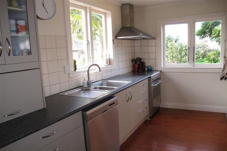 Photo of property in 23a Bannerman Road, Morningside, Auckland, 1022