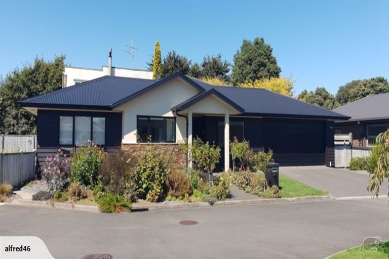 Photo of property in 28 Purnell Street, College Estate, Whanganui, 4500